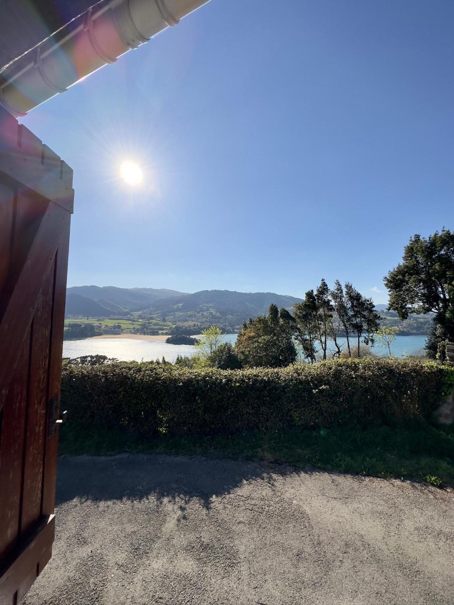 Kanala, Estupendas Vistas Al Urdaibai Canala Esterno foto