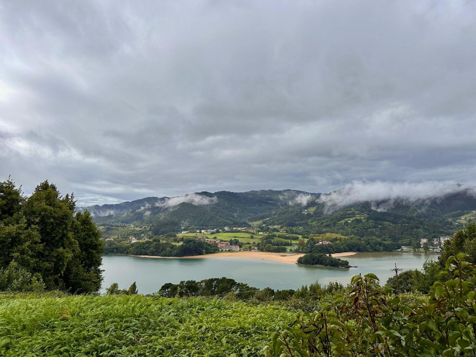 Kanala, Estupendas Vistas Al Urdaibai Canala Esterno foto